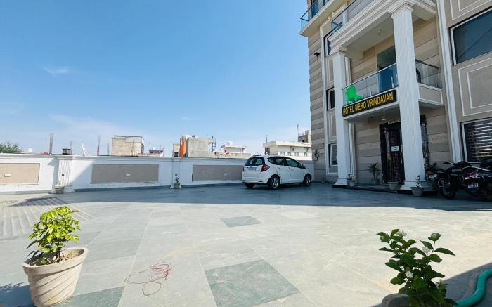 Hotel Mero Vrindavan