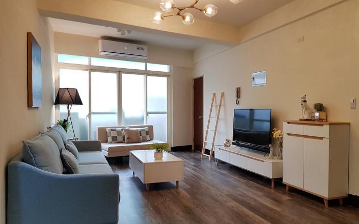 Near MRT@Shilin brand new 3Bedrooms Elegance