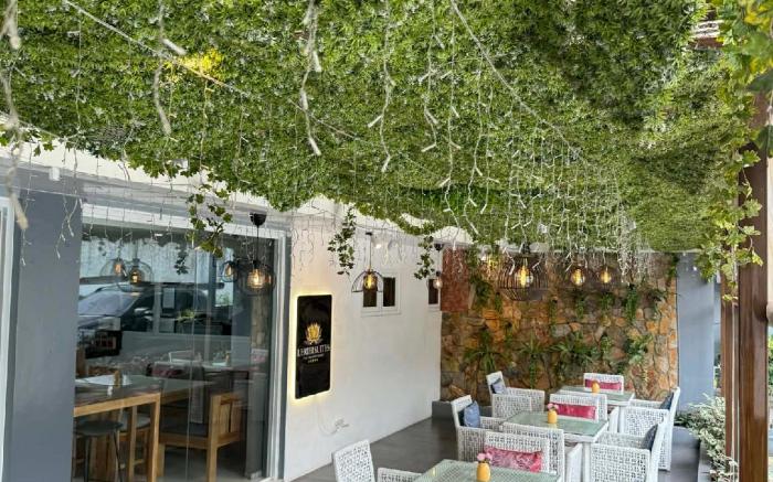 Leribi Suites & restaurant