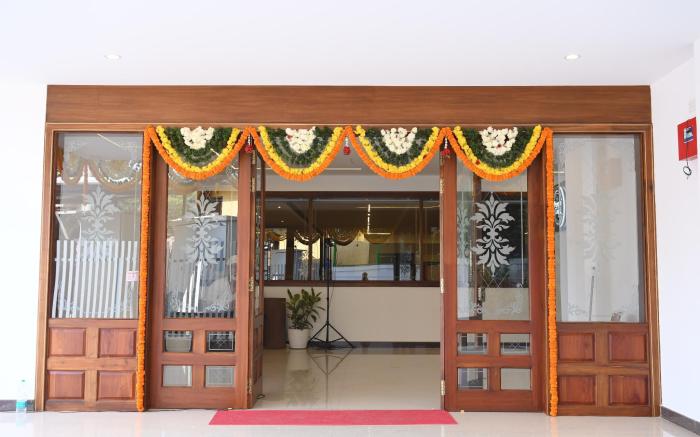 Shambhavi Hotel And Convention Centre