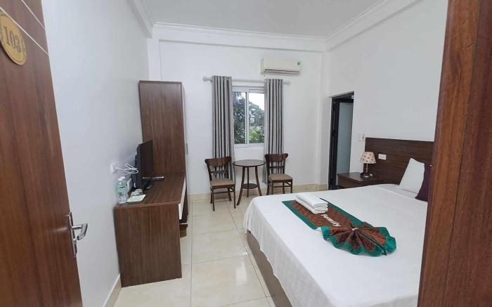GRAND AIRPORT HOTEL 
