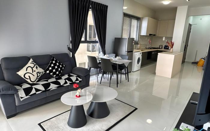 Danga Bay Seaview Escape 3BR 8pax Balcony