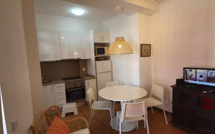 AP. SunShine  - 2 bedrooms on Monte Gordo Beach