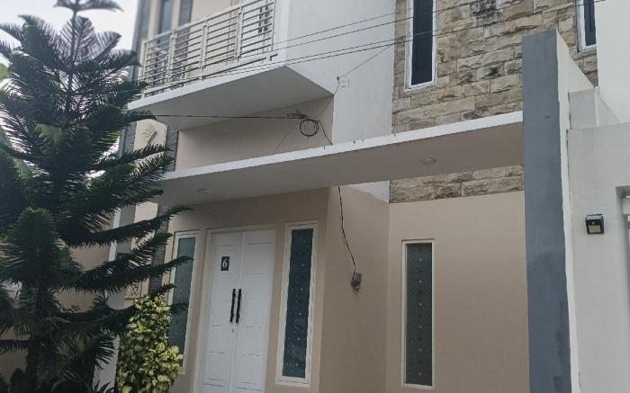 Villa panda kota wisata batu