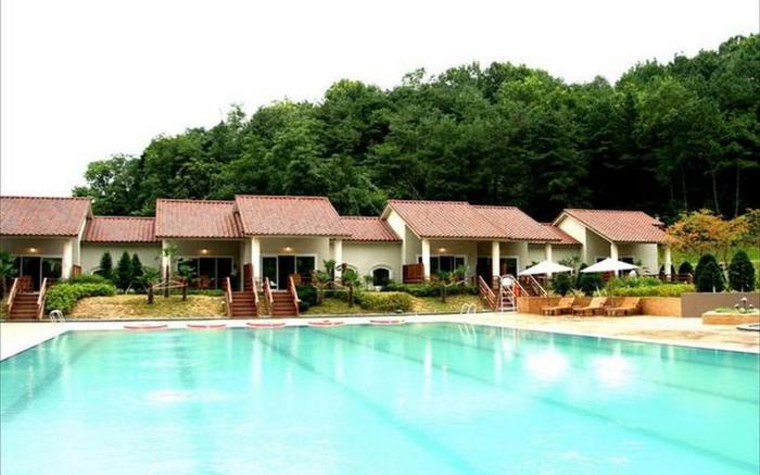Damyang Spa and Tourist Hotel
