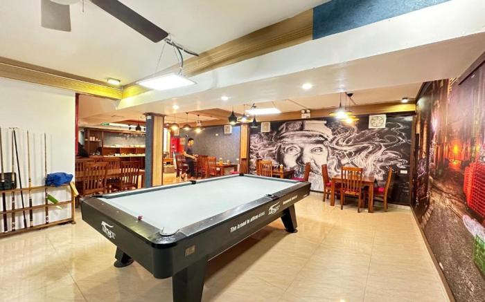 Saparis Station Hostel & Travel