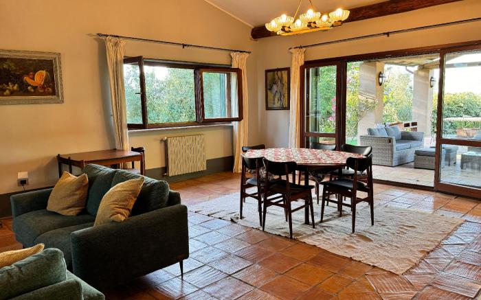 Villa Simaja: Your Private Escape -V2
