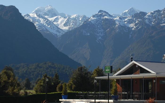 High Peaks Hotel