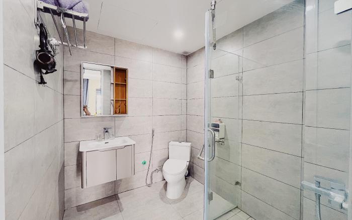 Peaceful Apartment | Prime Tay Ho Location* 202