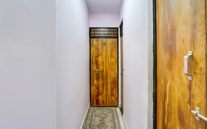 HOTEL O TWINS PALACE Kalyanpur Railway Station