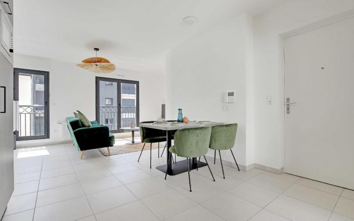 Elegant Appt - 2BDR/6P - Near Paris & La Défense
