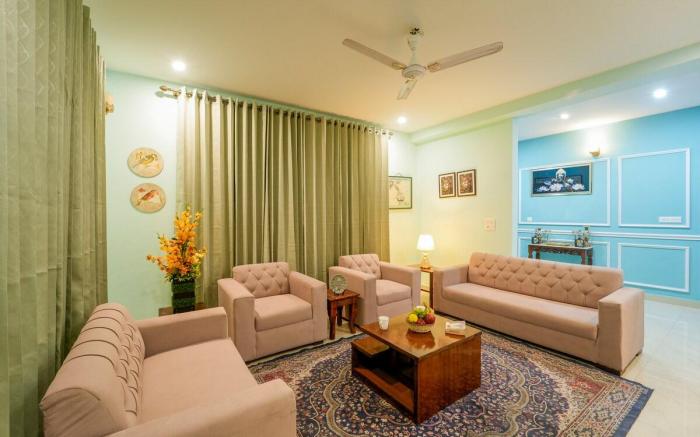 Chandler - 3BHK Villa (30 min mall road)