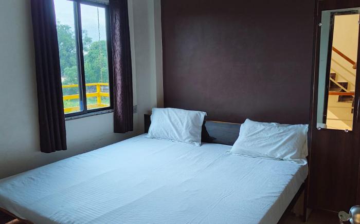 Shri Hari Kunj Paying Guest House