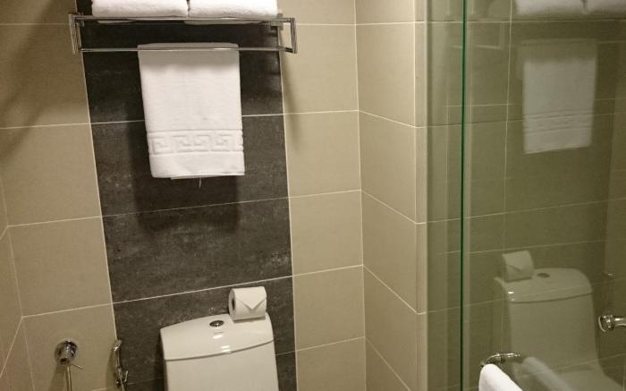Adya Hotel