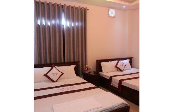 Au Lac Hotel