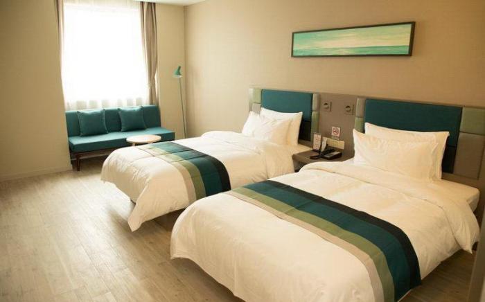 Home Inn Style Fuyang Linquan County Government Service Center