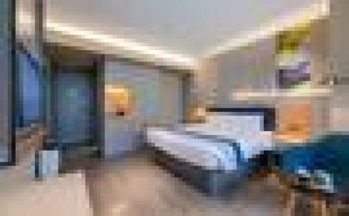 Home Inn Style Zhengzhou CBD Convention and Exhibition Center