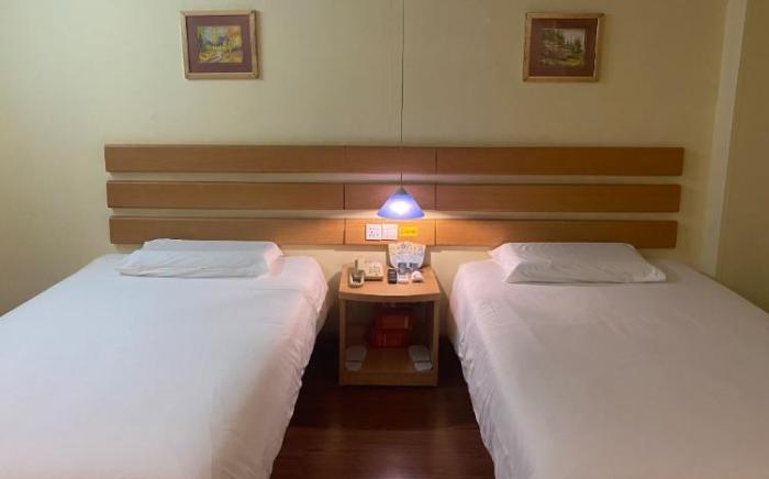 Home Inn Neo Luohe Railway Station Xintiandi Pedestrian Street