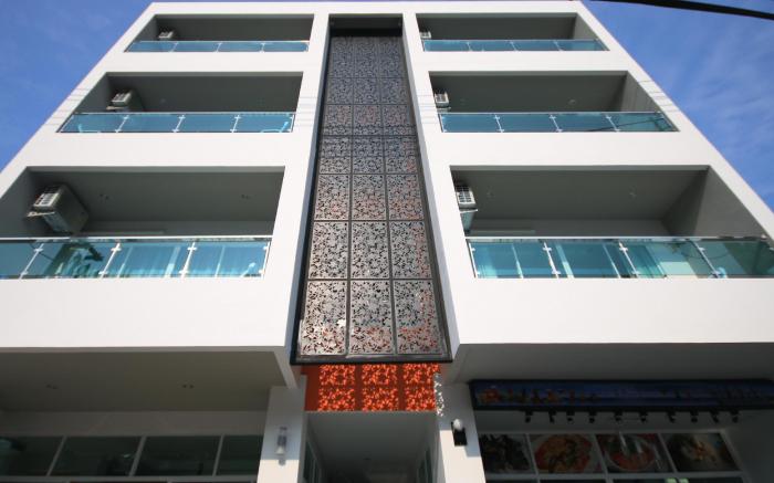 Karon Sea Side Hotel