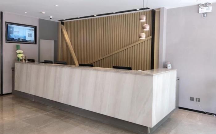 Home Inn Style Yantai Haiyang Xinyuan Plaza