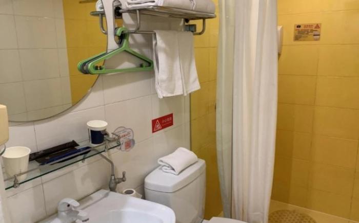 Home Inn Neo Dalian People's Square Xinkai Road Dongguan Street