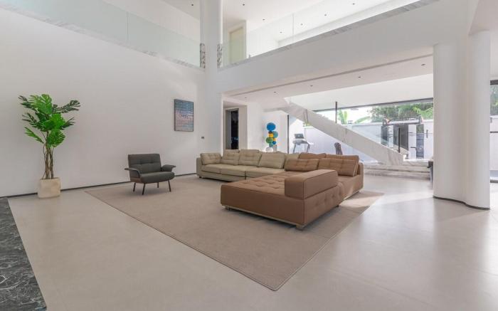 TML-R1 Luxury Villa 6 Bedrooms 8 Bathrooms 