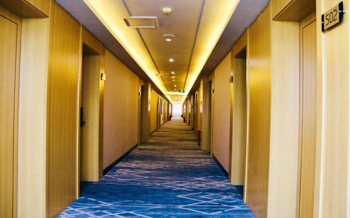 Home Inn Style Zhengzhou Xianghu Science and Technology Museum Fantawild Green Expo Park