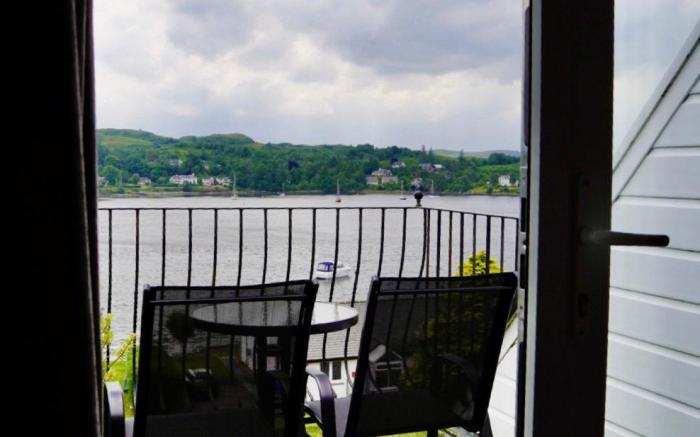 Lochnell Arms Hotel 