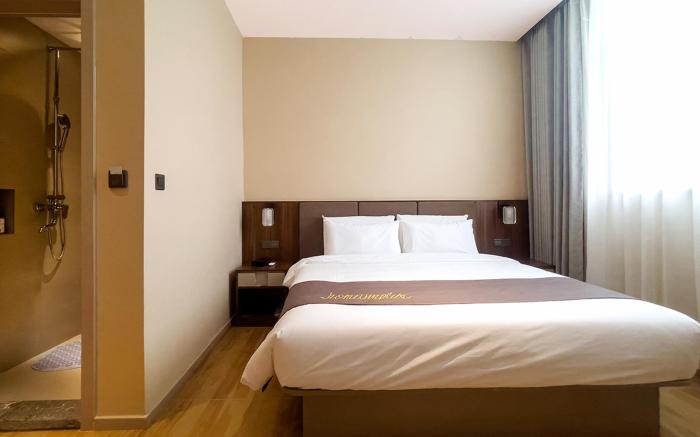 Ease Hotel Hohhot Railway Station