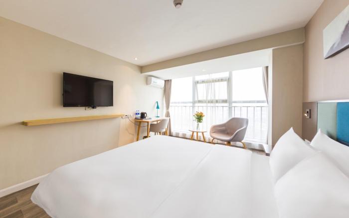 Ease Hotel Guiyang High-speed Railway North Station