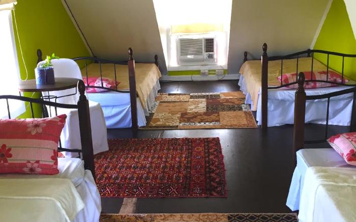 Madie's Place B&B with Private Pool in Santa Rosa