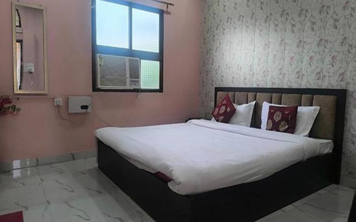 FabHotel Baba Guest House