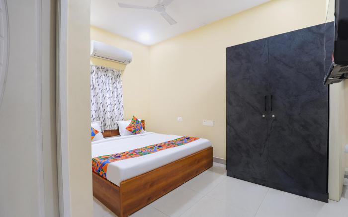 FabHotel GT Empire