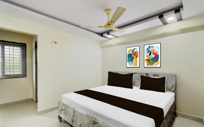 SPOT ON Jhansi Hotel & Family Restaurants Luxury Rooms