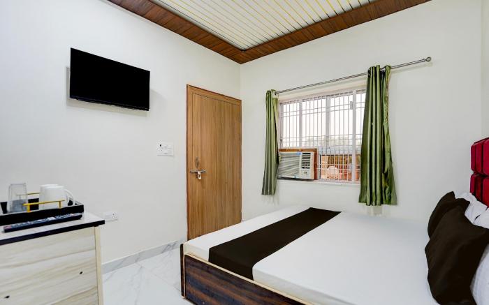 Hotel O Mathura Central Railway Junction Formerly Bhagwati Palace