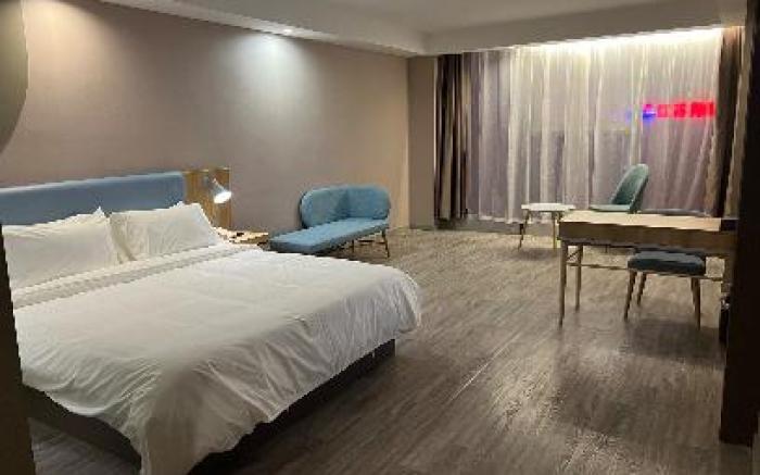 Home Inn Wuxi Huiju Shopping Plaza Xitai Road