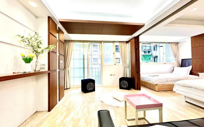 Live in Taipei’s Style District | Near MRT & 101