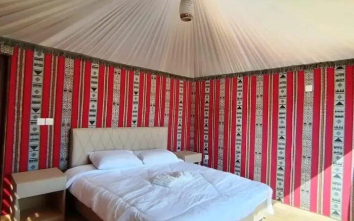 Panoramic tent in wadi rum