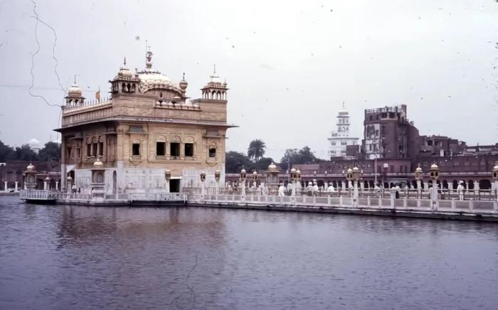 Hotel Pilgrim Near Golden Temple