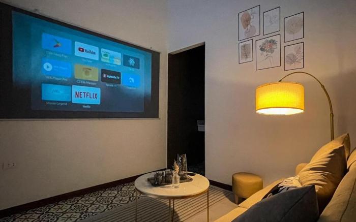 Zeus Living - Old Quater Homestay