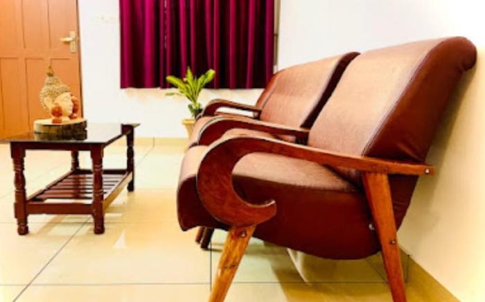 Puthenkot 2BHK - Aluva