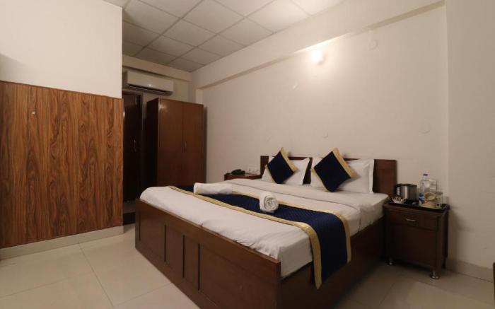 Hotel KRB Paradise ISBT DEHRADUN