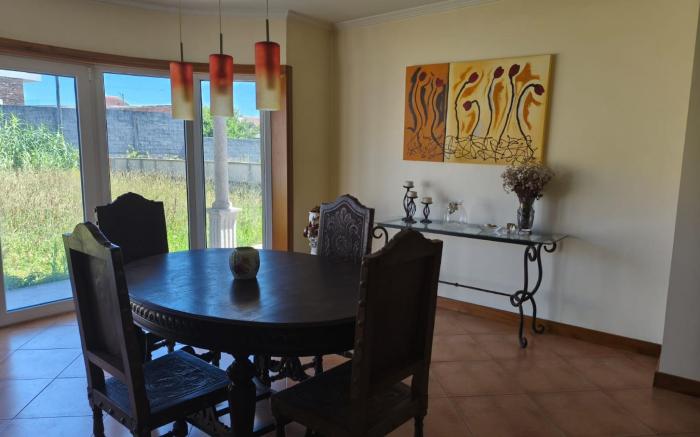 Floors Villa Close Apúlia Beach