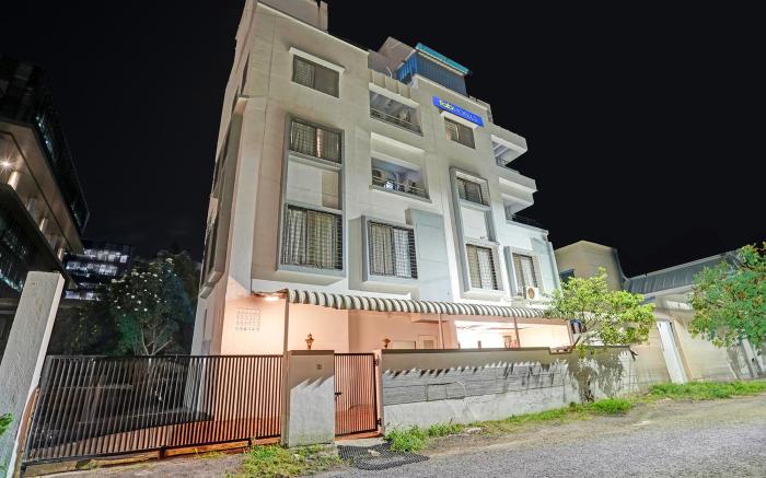 FabHotel Royal Inn I