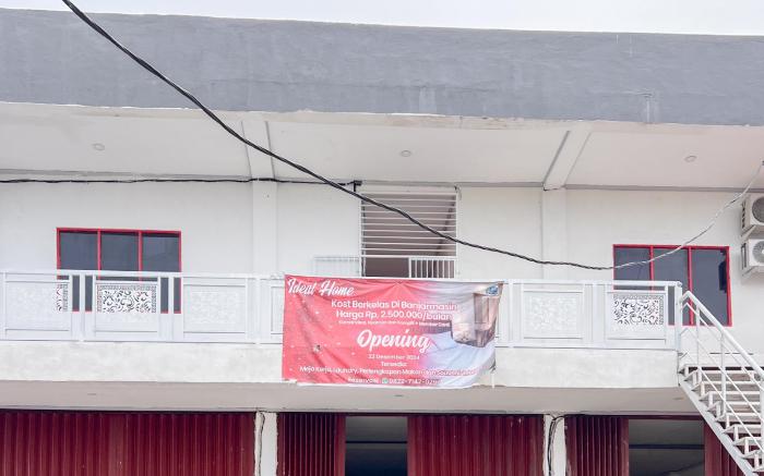 RedDoorz @ Ideal Home Banjarmasin