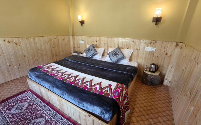 Jibhi Mountain Retreat