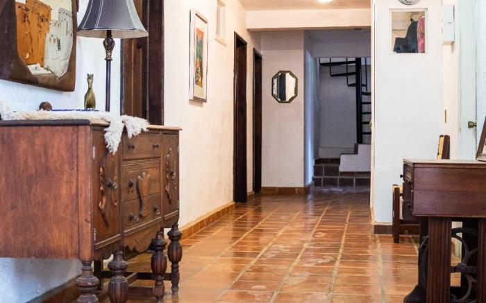 SOLACHE INN