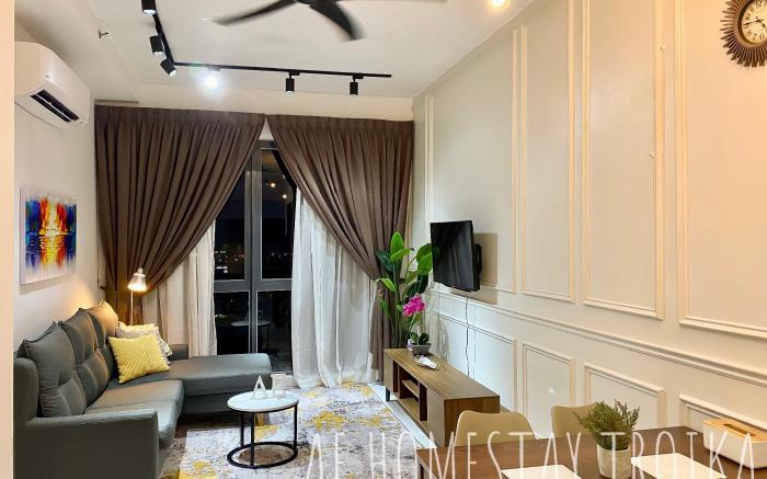 AE HOME TROIKA RESIDENCE STAY 2 BEDROOM # Netflix