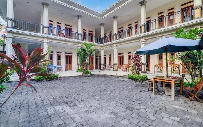 Hotel O Bali near Beachwalk Shopping Center formerly Budget Door Legian Inn