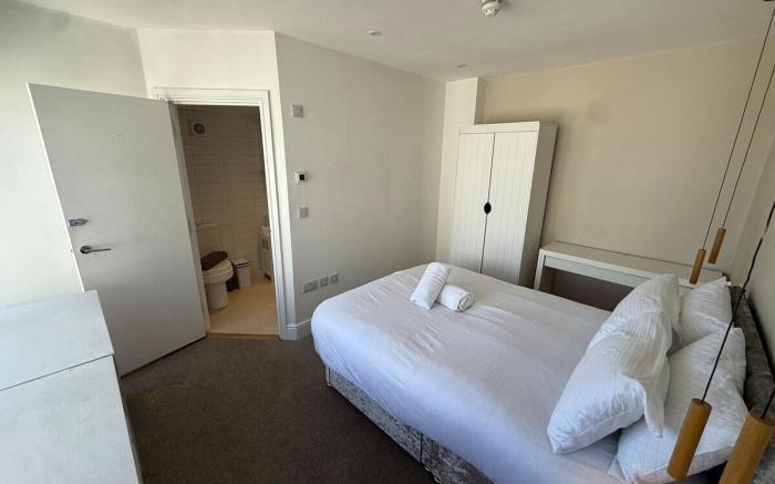 Suite 5 Green Park